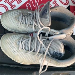 Kyrie 1